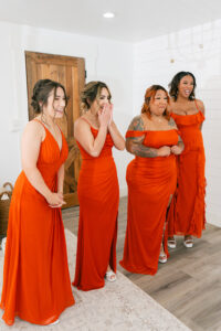 Bridesmaid reveal for first look in bridal suite